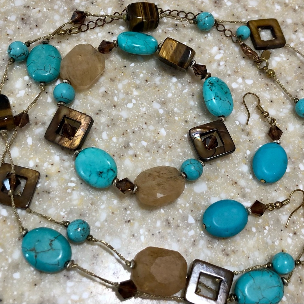 Retired Premier Designs Promenade Natural Stone Cats Eye Faux Turquoise Necklace